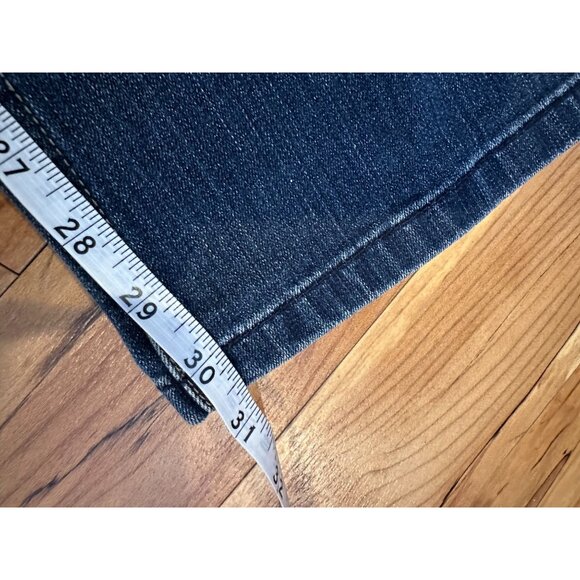 White House Black Market “Blanc” Jeans – Size 6R – Classic Blue Denim - Picture 6 of 7